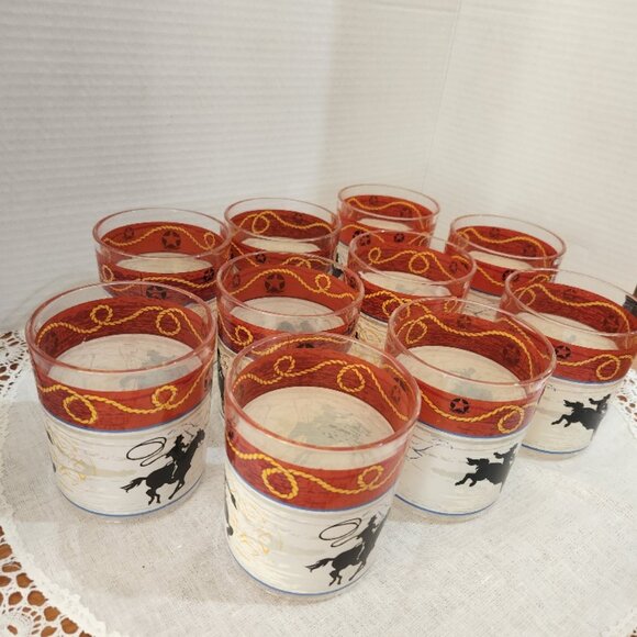Vintage Western Happy Trails w/Horses and Cowboys Set of 8 Drinking Glasses - Picture 3 of 7